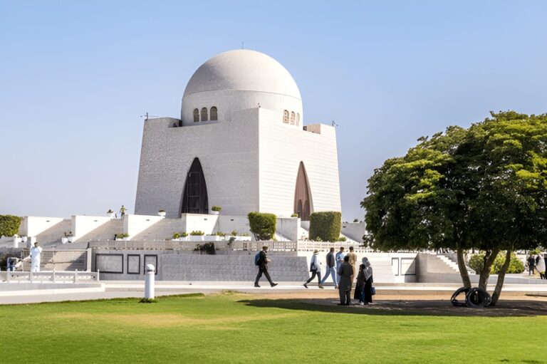 Education Consultant in Karachi